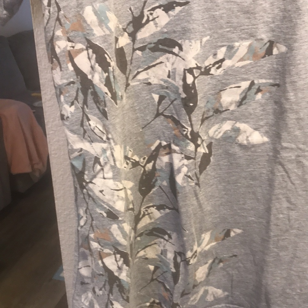 Royal Robbins 100% organic cotton grey leaf motif short sleeve T-shirt - Picture 3 of 9
